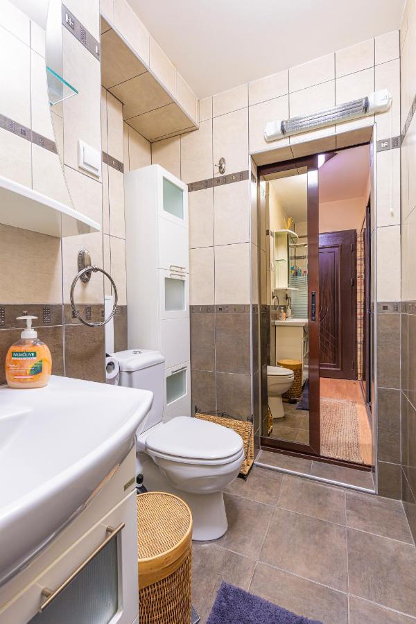 1Bd Apartment - 5 Mins To The City Centre By Flat Mаnager Plovdiv Exterior foto